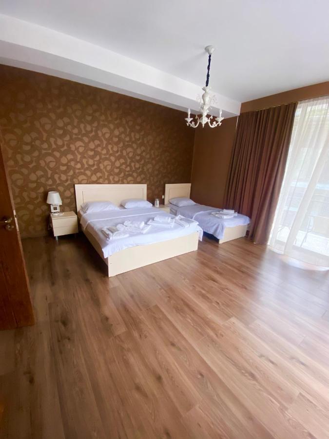 Borjomi Central Hotel Exterior photo