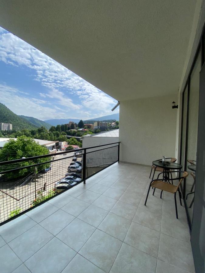 Borjomi Central Hotel Exterior photo