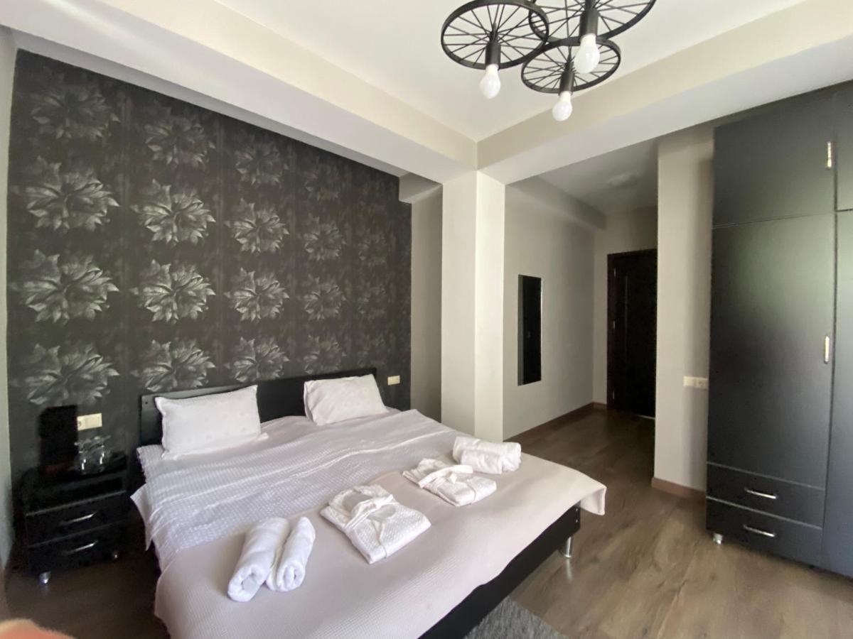 Borjomi Central Hotel Exterior photo
